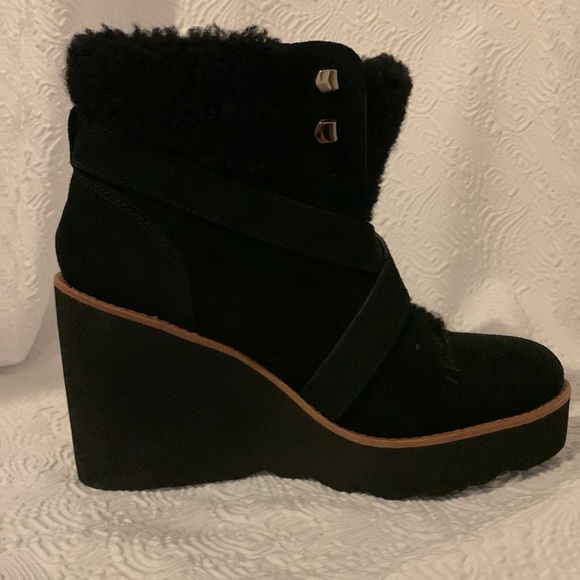 Coach Kenna Boots Black Suede Shearling size 8.5 (firm) - Picture 5 of 13